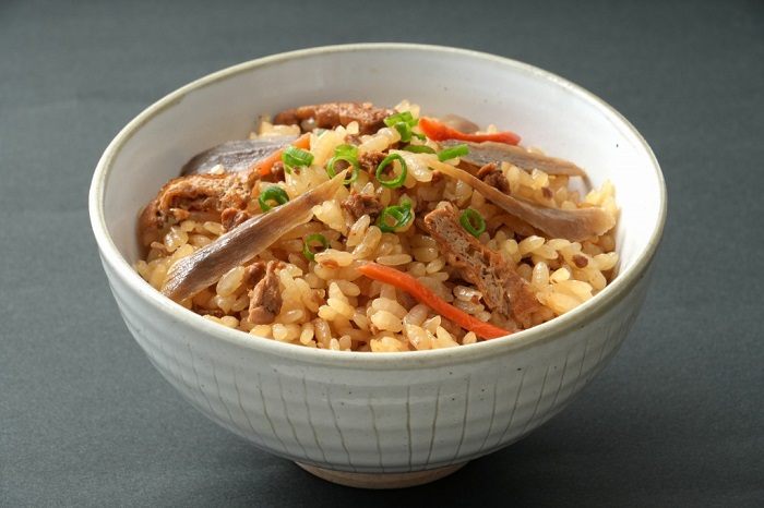 創健社　鶏ごぼう飯風炊き込み御飯の素2